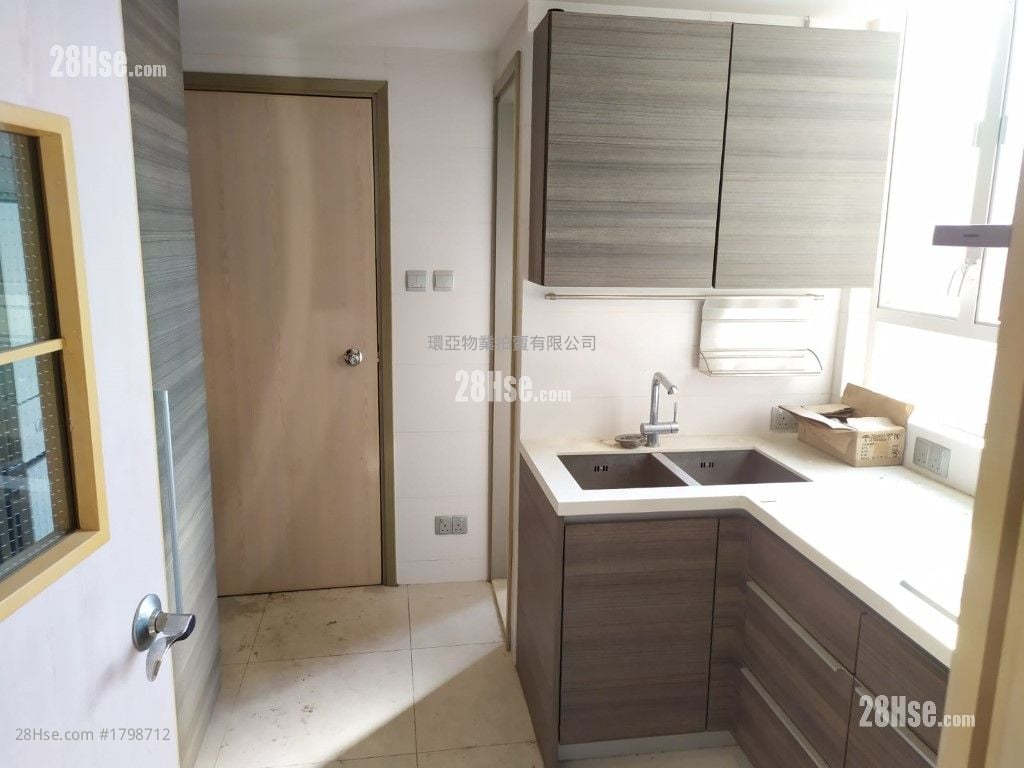 耀爵台 售盘 3 房 , 2 浴室 982 平方尺