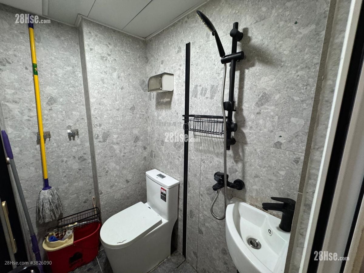 鑽石大樓 租盤 開放式間隔 , 1 浴室 150 平方呎