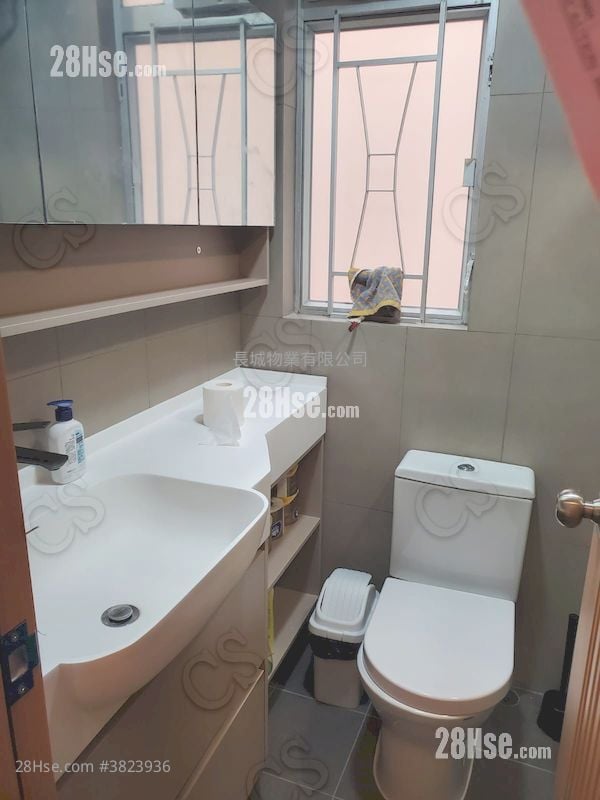 中興大廈 租盤 開放式間隔 , 1 浴室 225 平方呎