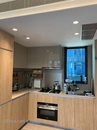 廚房: 瀚名 售盤 1 房 , 1 浴室 387 平方呎