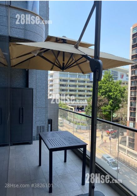 露台: 瀚名 售盤 1 房 , 1 浴室 387 平方呎