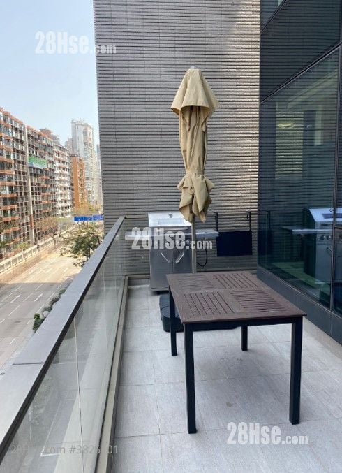 露台: 瀚名 售盤 1 房 , 1 浴室 387 平方呎