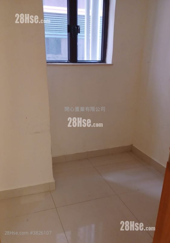 鴻業大廈 租盤 3 房 , 1 浴室 418 平方呎