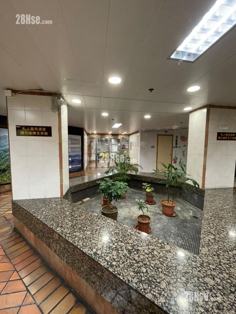 颂贤花园 租盘 2 房 , 1 浴室 390 平方尺