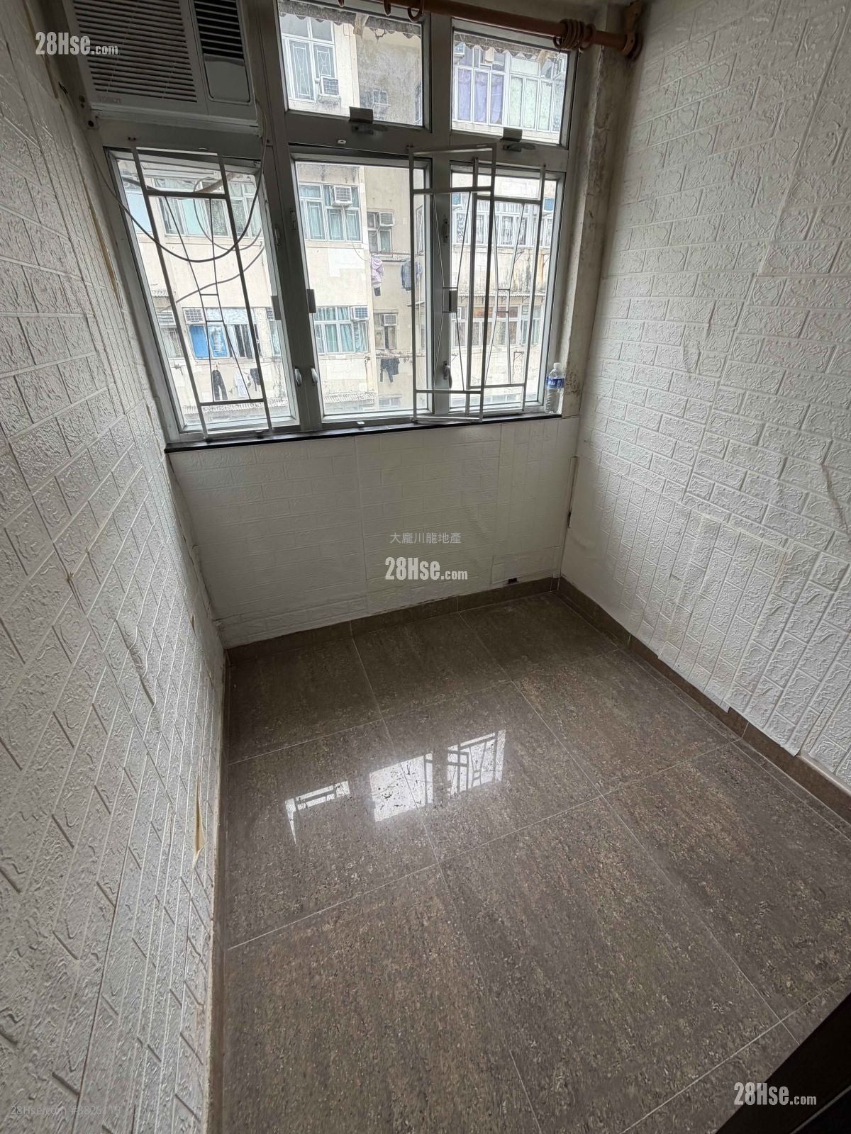 Chinese Mansion Rental 1 Bedroom , 1 Bathroom 180 ft²