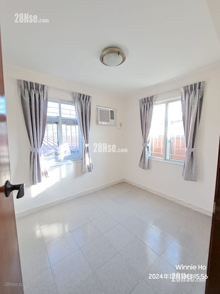 村屋 租盤 2 房 400 平方呎