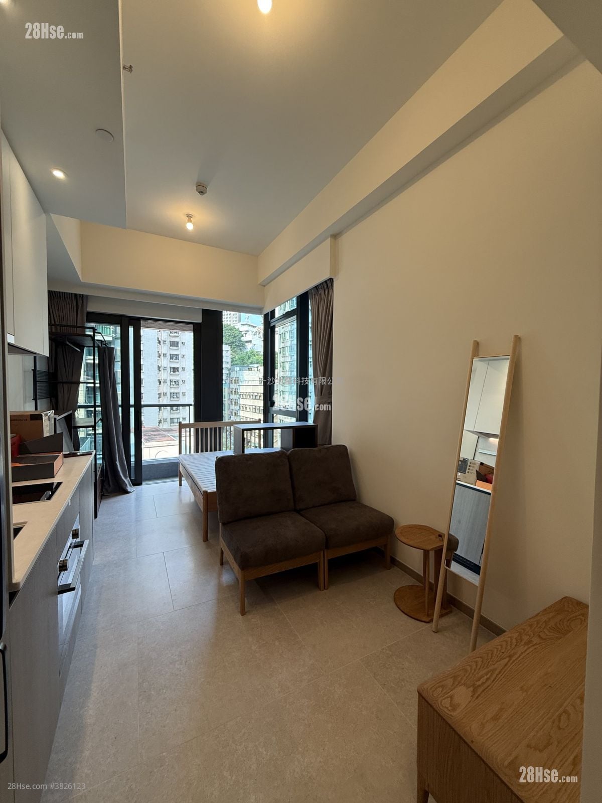 Kennedy 38 租盤 開放式間隔 , 1 浴室 262 平方呎