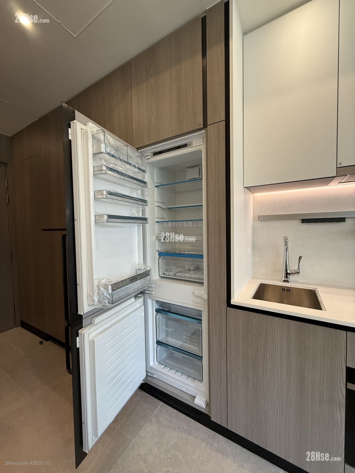 Kennedy 38 租盤 開放式間隔 , 1 浴室 262 平方呎