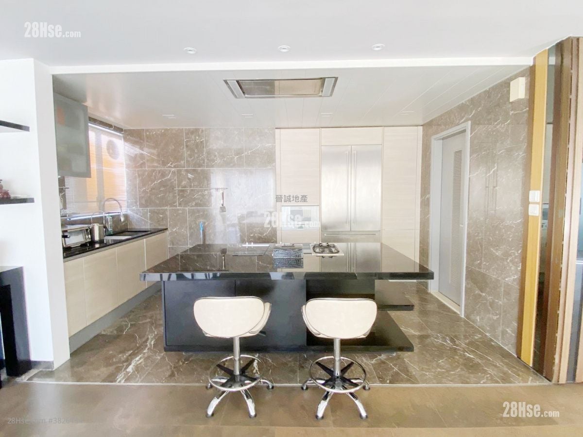 星堤 售盘 4 房 , 2 浴室 1,580 平方尺