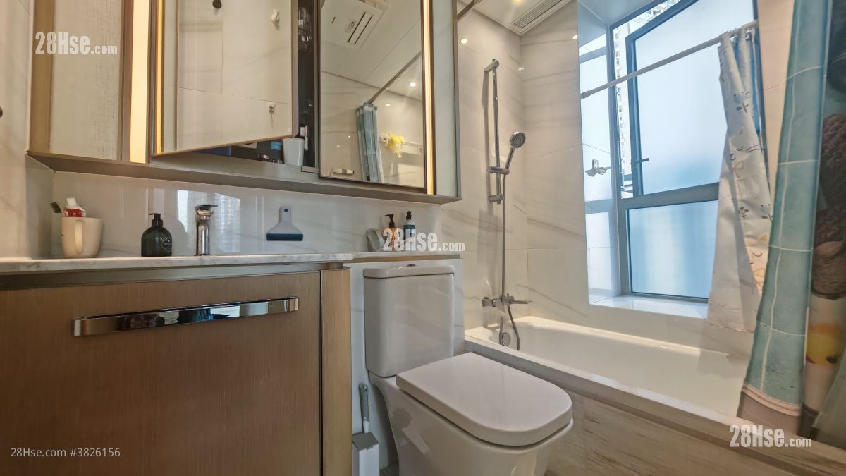 浴室（明廁，有窗）