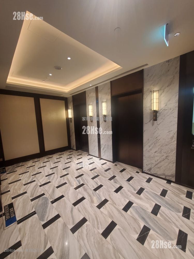 Topside Residence Rental 3 Bedrooms , 1 Bathroom 545 ft²