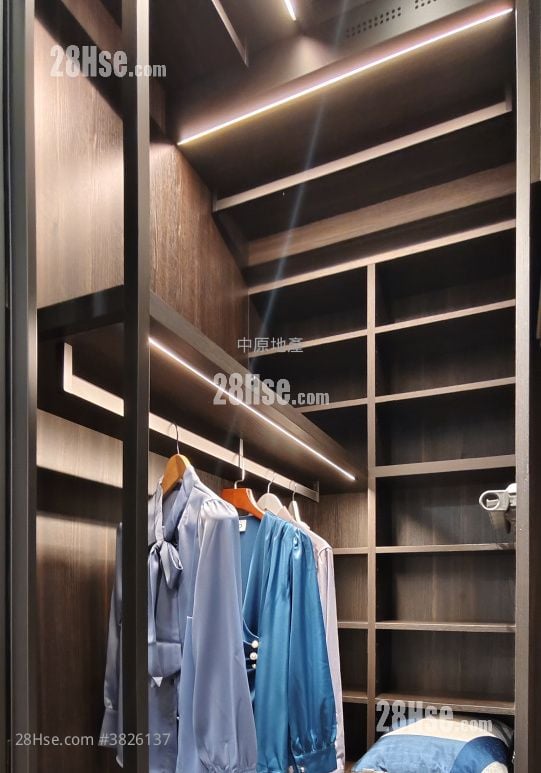 The Henley Rental 1 Bedroom , 1 Bathroom 380 ft²