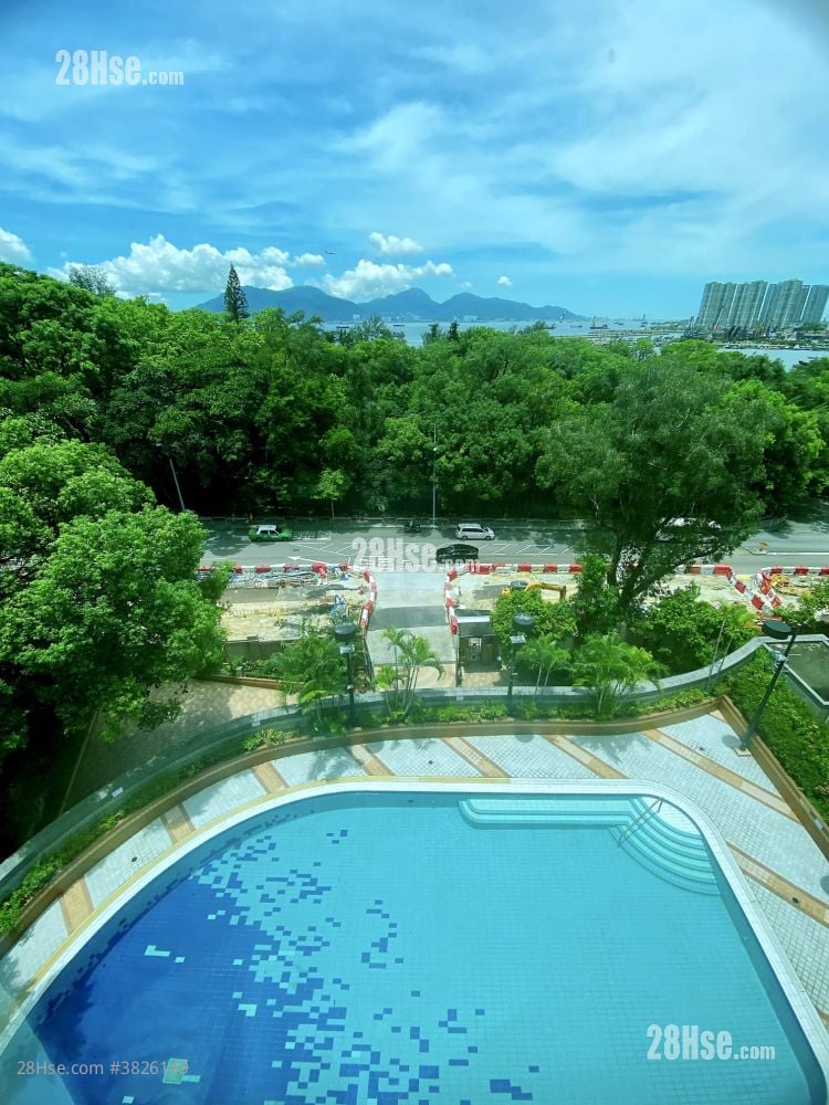 Verdant Villa Sell 2 Bedrooms , 2 Bathrooms 825 ft²