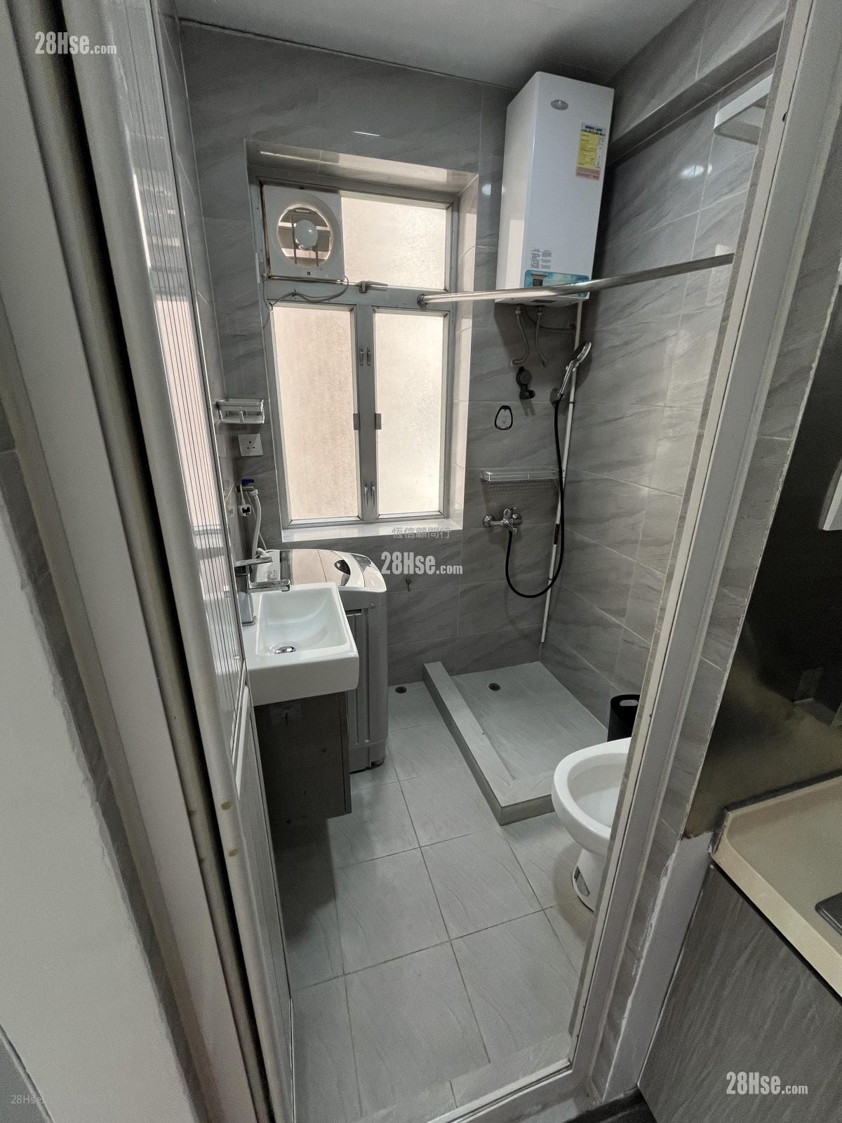 唐樓 租盤 開放式間隔 , 1 浴室 180 平方呎