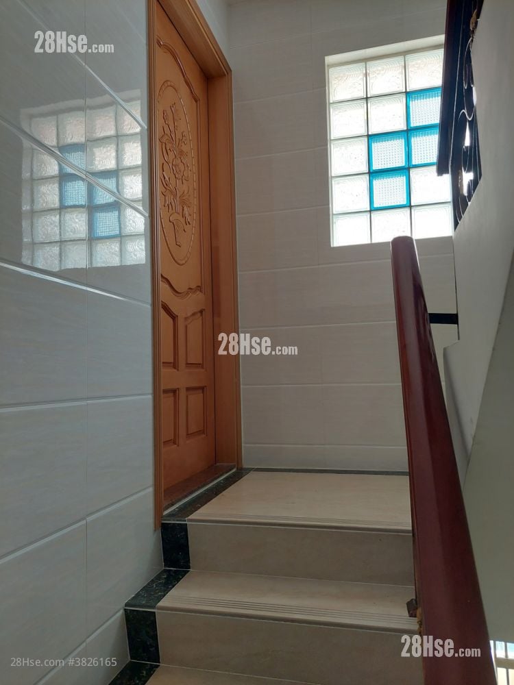 村屋 租盤 2 房 , 1 浴室 700 平方呎