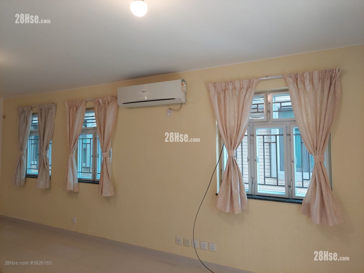 村屋 租盤 2 房 , 1 浴室 700 平方呎