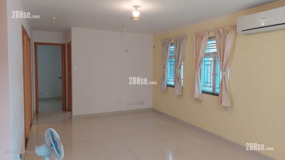 村屋 租盤 2 房 , 1 浴室 700 平方呎