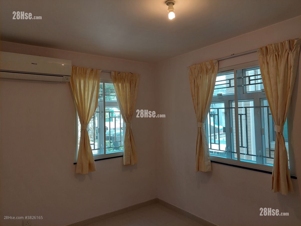 村屋 租盤 2 房 , 1 浴室 700 平方呎