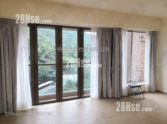 Island Garden Sell 3 Bedrooms 845 ft²