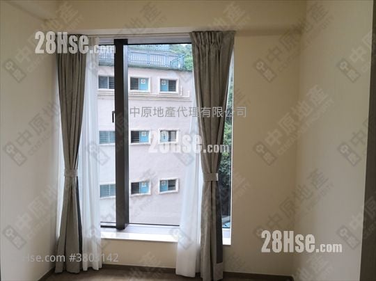 Island Garden Sell 3 Bedrooms 845 ft²