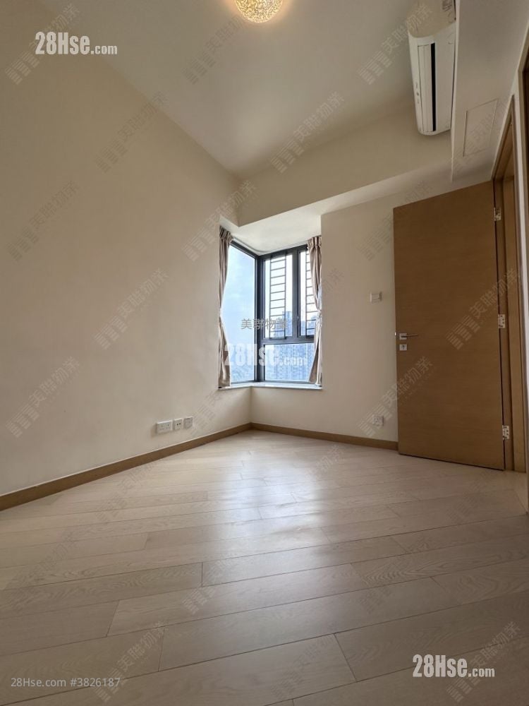 Residence 88 Sell 3 Bedrooms , 2 Bathrooms 651 ft²