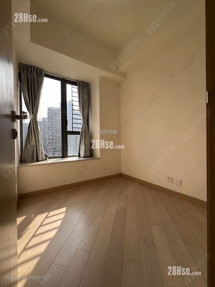 Residence 88 Sell 3 Bedrooms , 2 Bathrooms 651 ft²