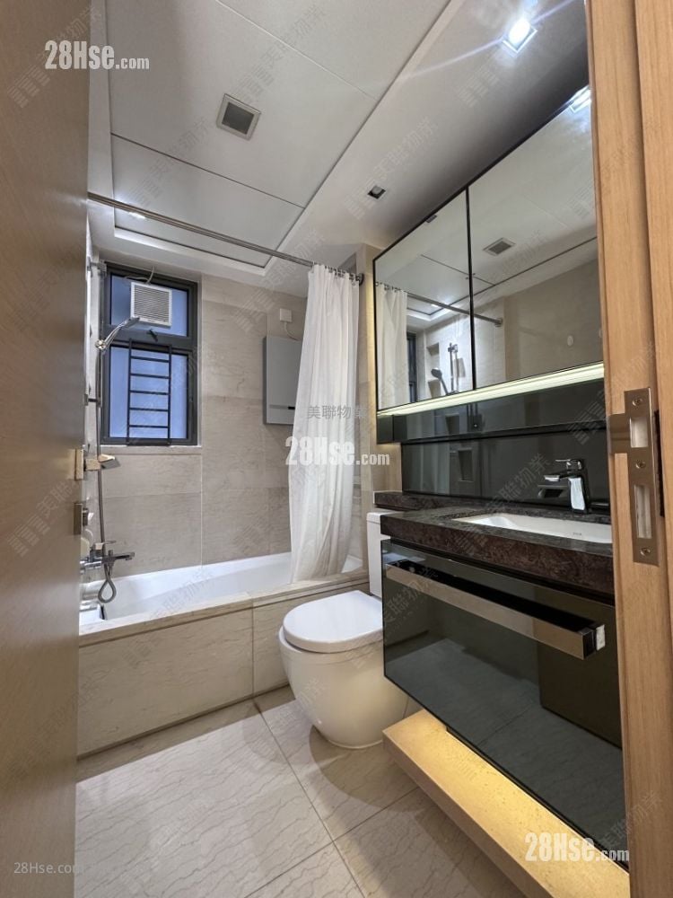 Residence 88 Sell 3 Bedrooms , 2 Bathrooms 651 ft²