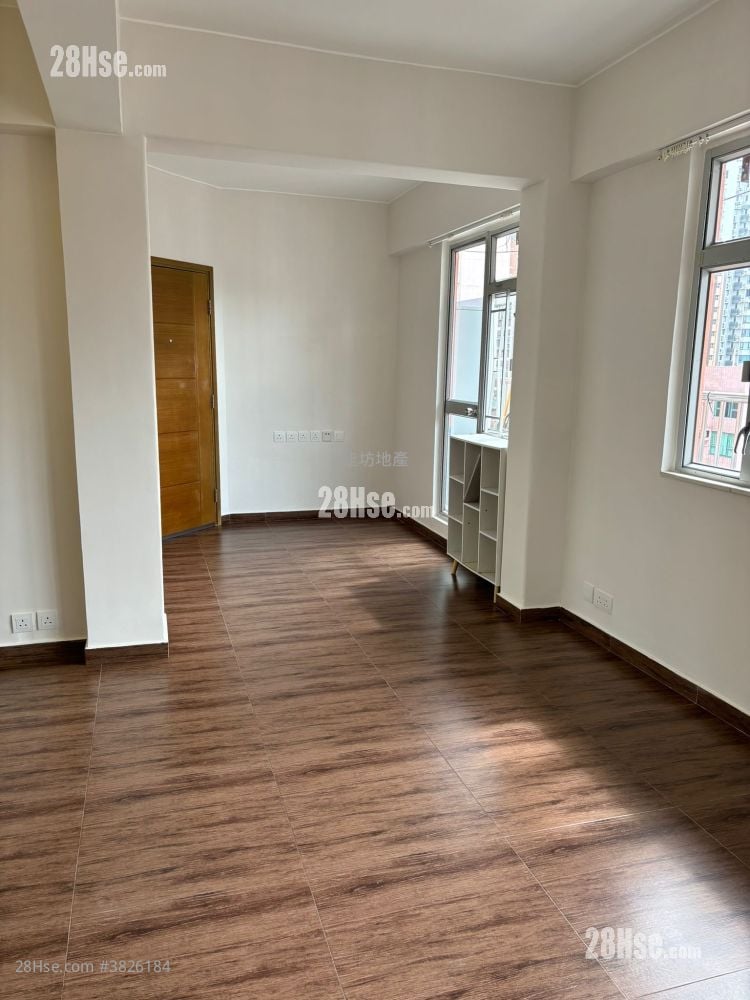 Kava Mansion Sell 3 Bedrooms , 1 Bathroom 597 ft²