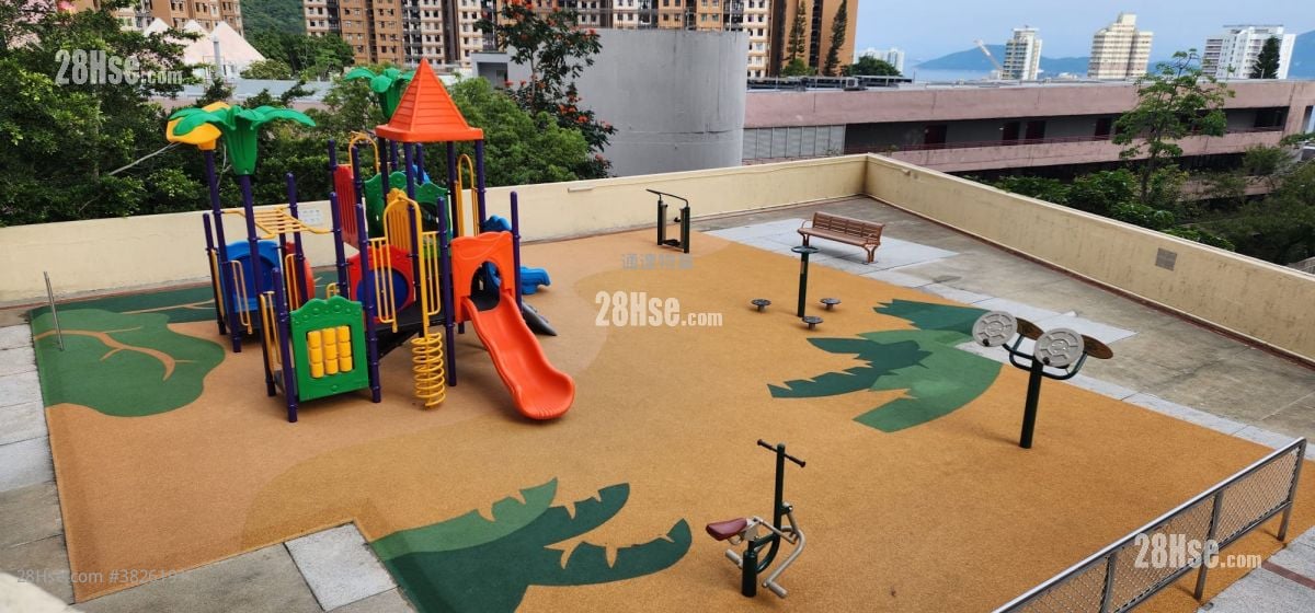 薄扶林花园 租盘 3 房 , 1 浴室 702 平方尺