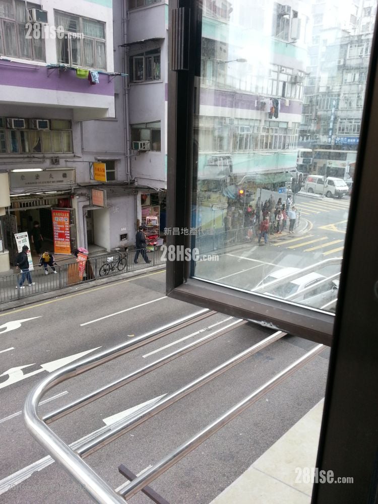 白花大廈 租盤 2 房 , 1 浴室 250 平方呎