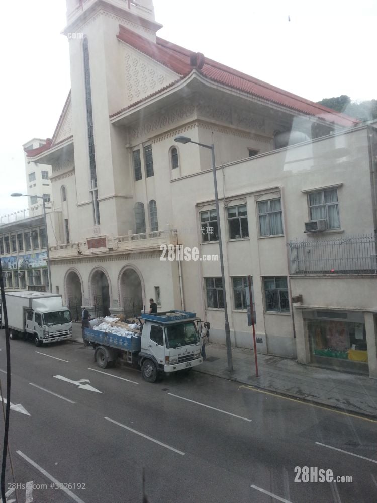 白花大廈 租盤 2 房 , 1 浴室 250 平方呎