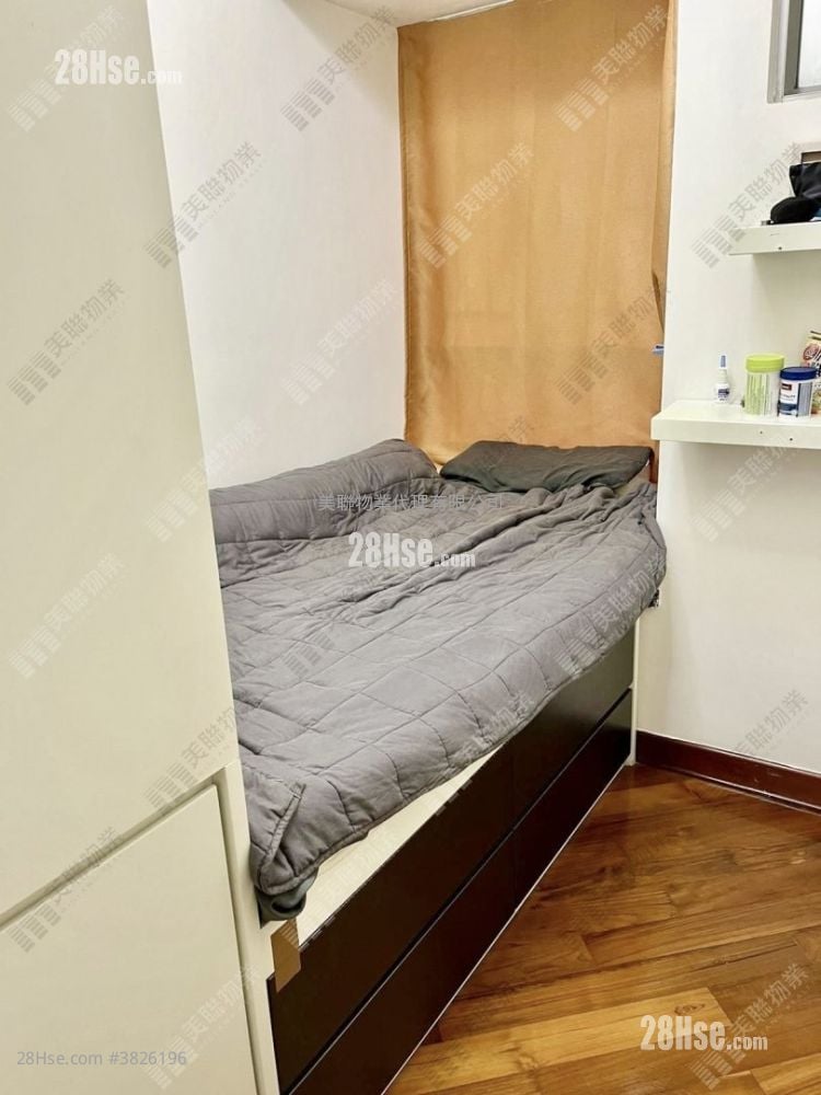 Summit Terrace Sell 3 Bedrooms 532 ft²