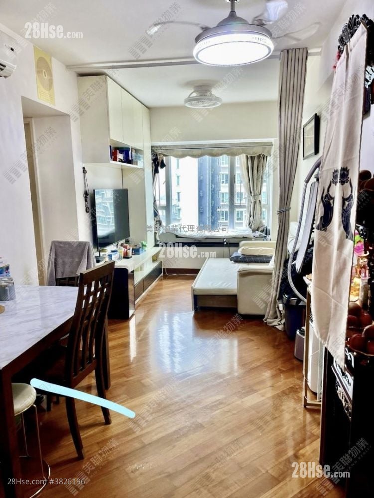 Summit Terrace Sell 3 Bedrooms 532 ft²