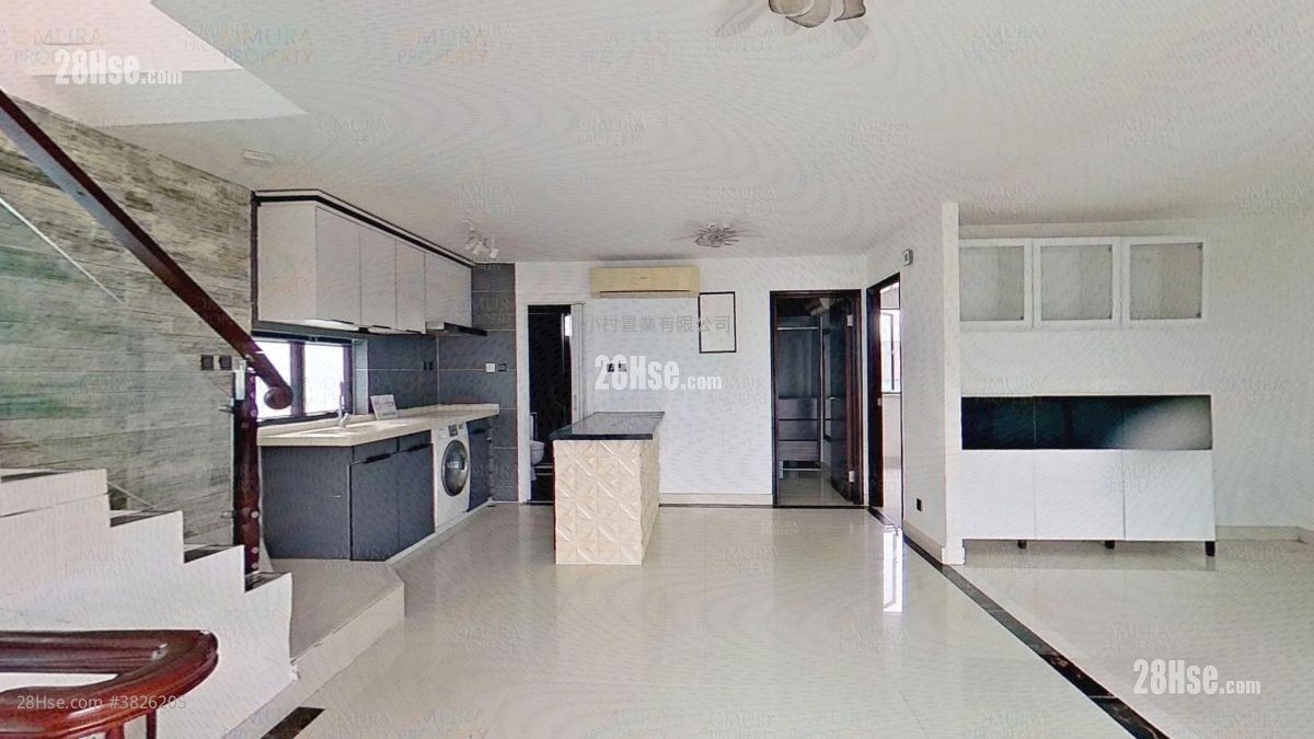 廳: 巒山壹號 售盤 2 房 , 1 浴室 650 平方呎