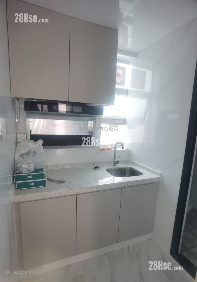 村屋 租盤 2 房 , 1 浴室