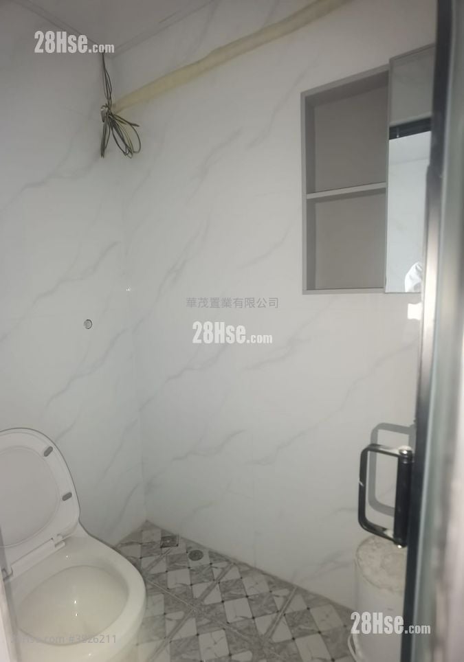 村屋 租盤 2 房 , 1 浴室