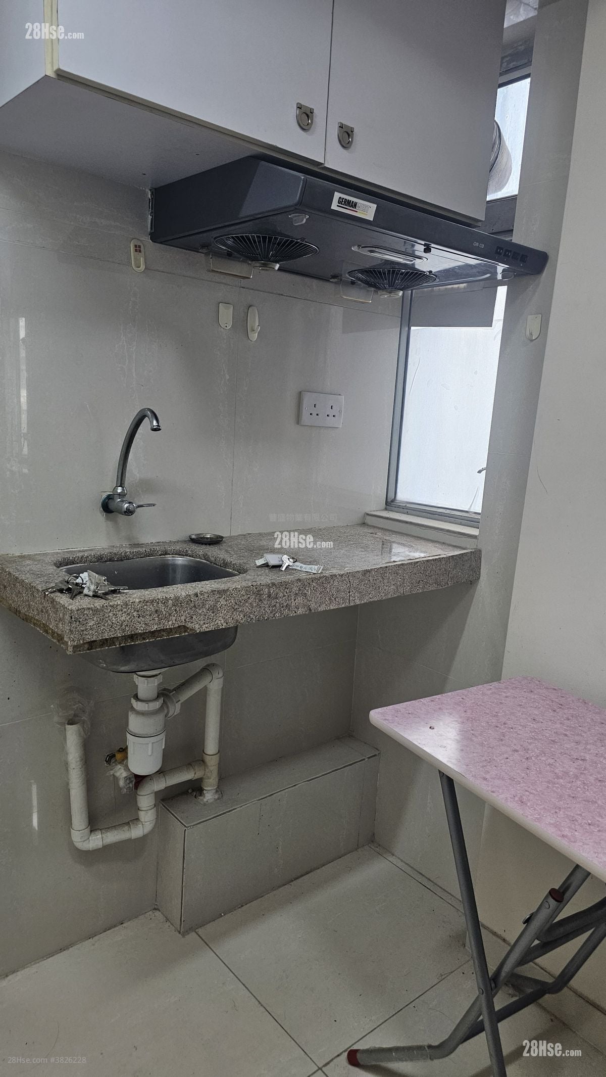 唐樓 租盤 1 浴室 80 平方呎