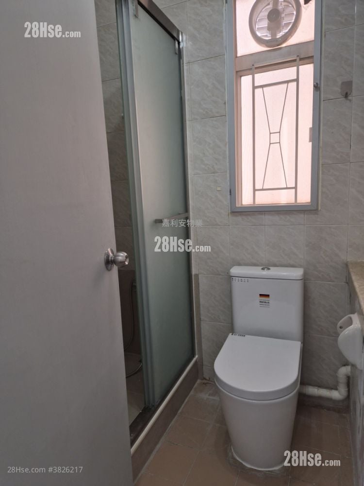 稔灣村 租盤 3 房 , 2 浴室 700 平方呎