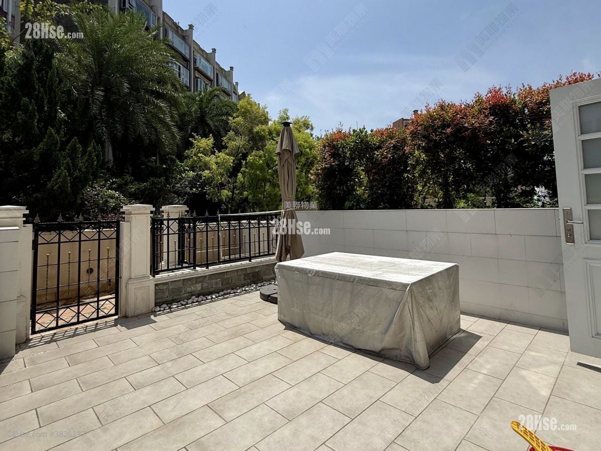 比华利山别墅 售盘 4 房 , 2 浴室 1,597 平方尺