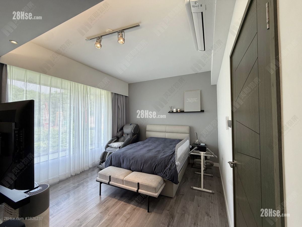 比华利山别墅 售盘 4 房 , 2 浴室 1,597 平方尺