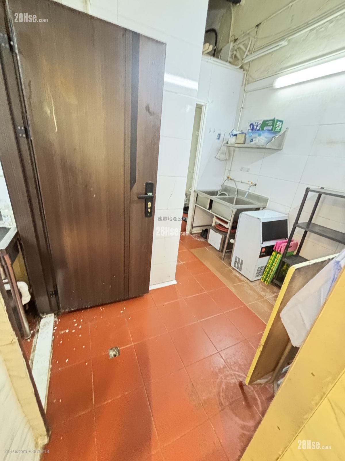 長輝大廈 租盤 1 房 , 1 廁所