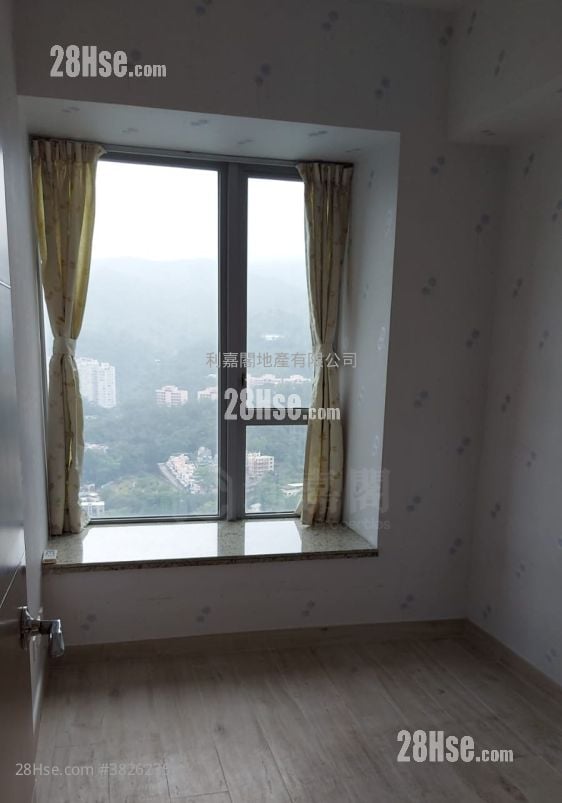 溱岸8号 售盘 4 房 1,168 平方尺