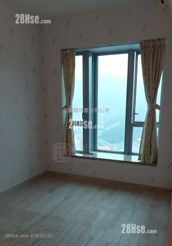 溱岸8号 售盘 4 房 1,168 平方尺