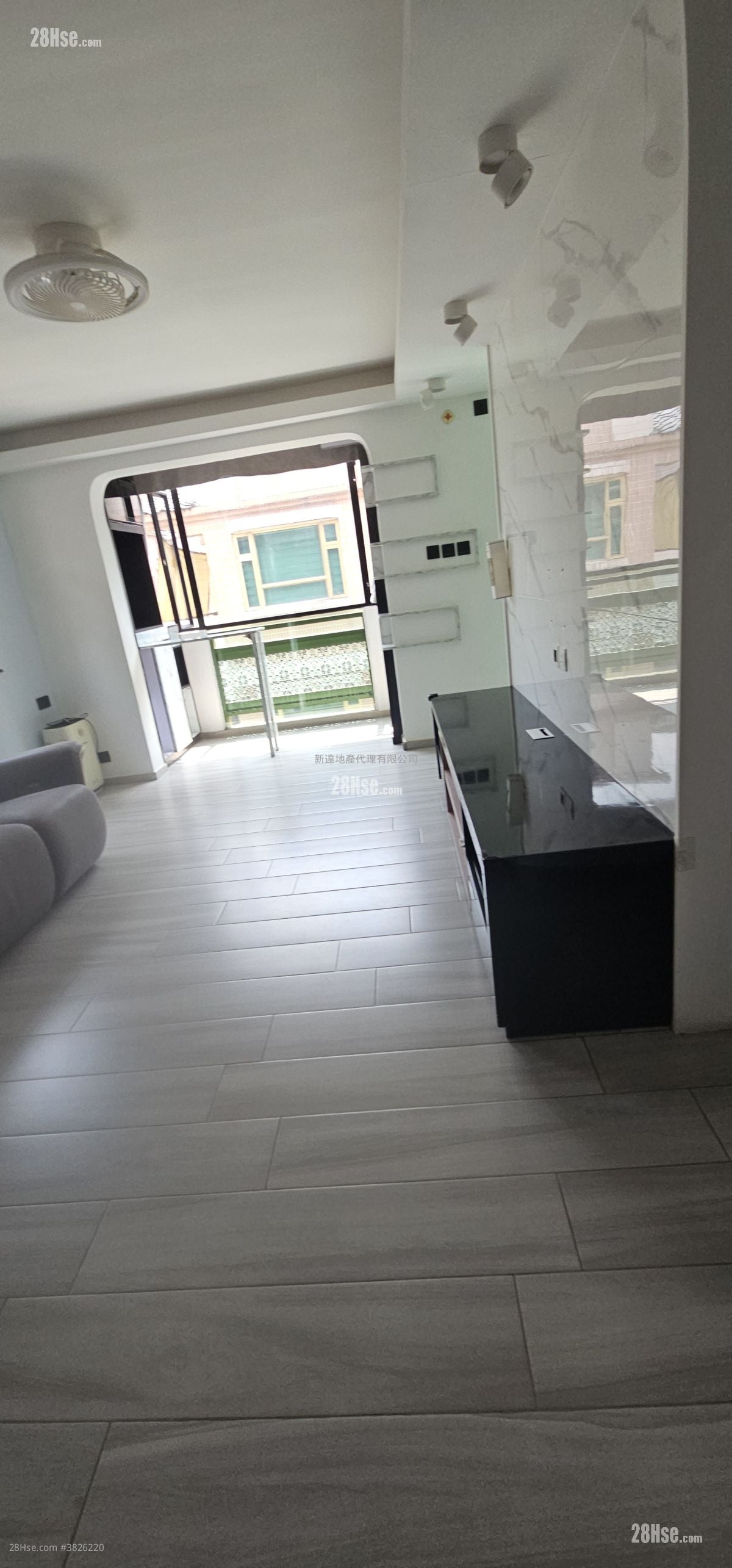 村屋 租盤 開放式間隔 , 1 浴室 1,400 平方呎