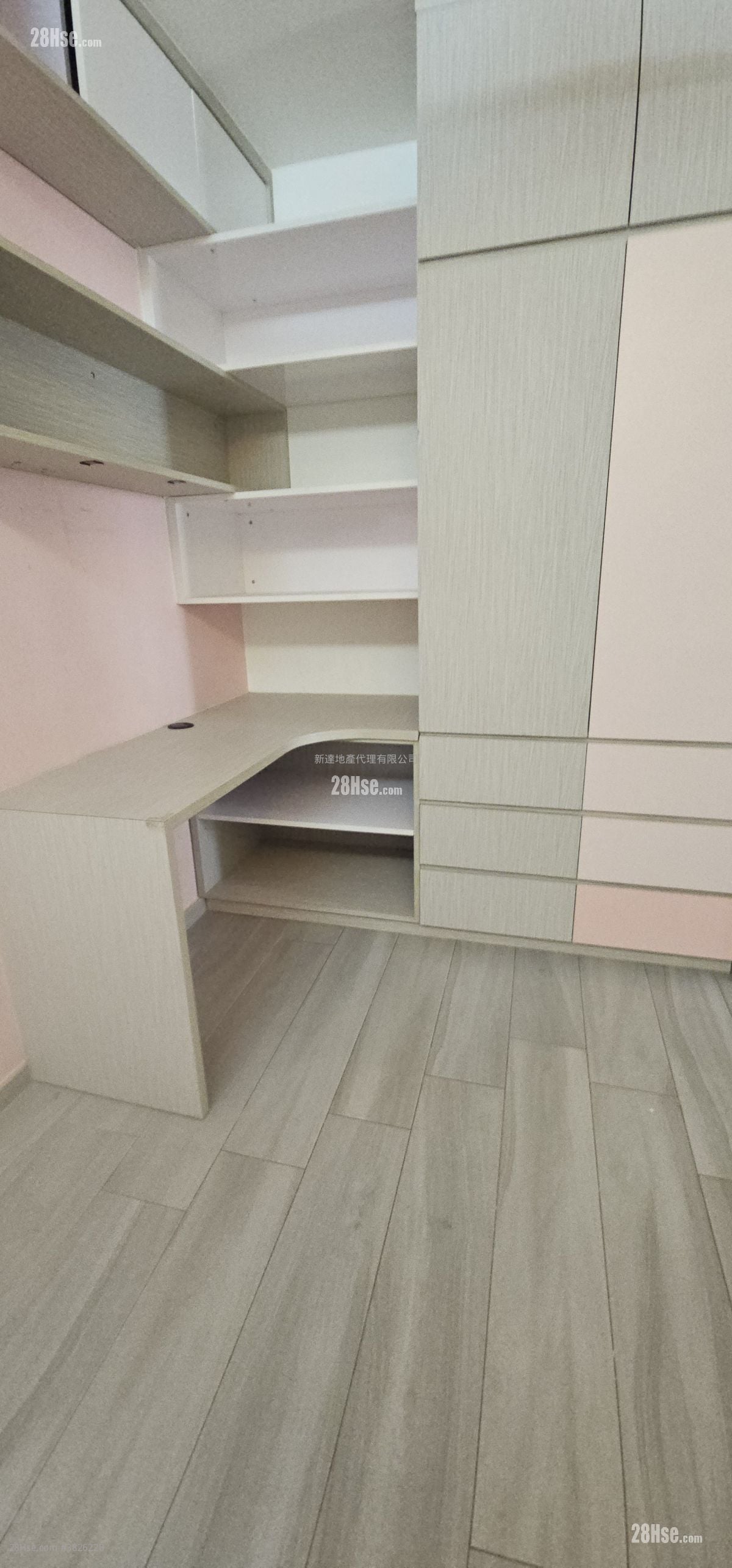 村屋 租盤 開放式間隔 , 1 浴室 1,400 平方呎