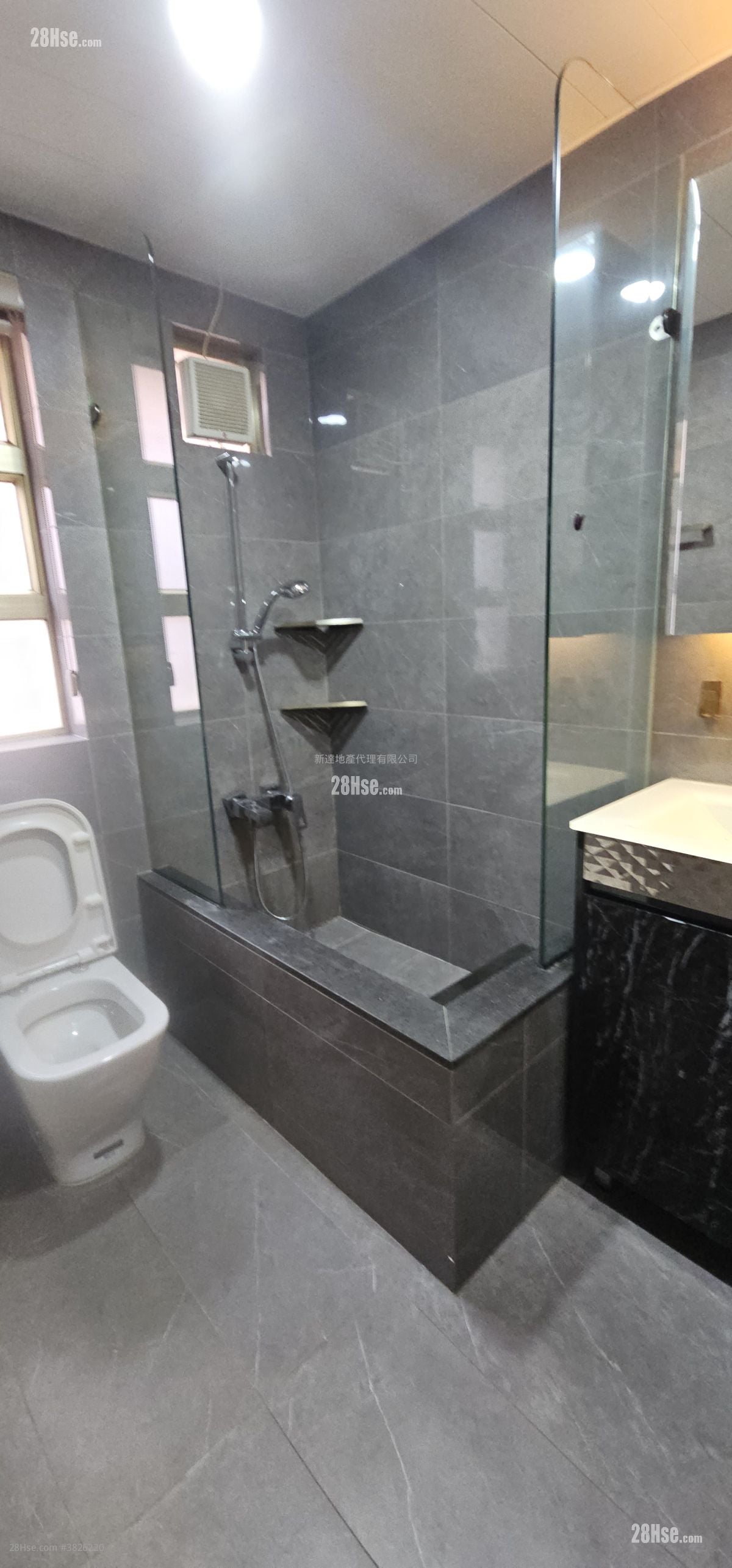 村屋 租盤 開放式間隔 , 1 浴室 1,400 平方呎