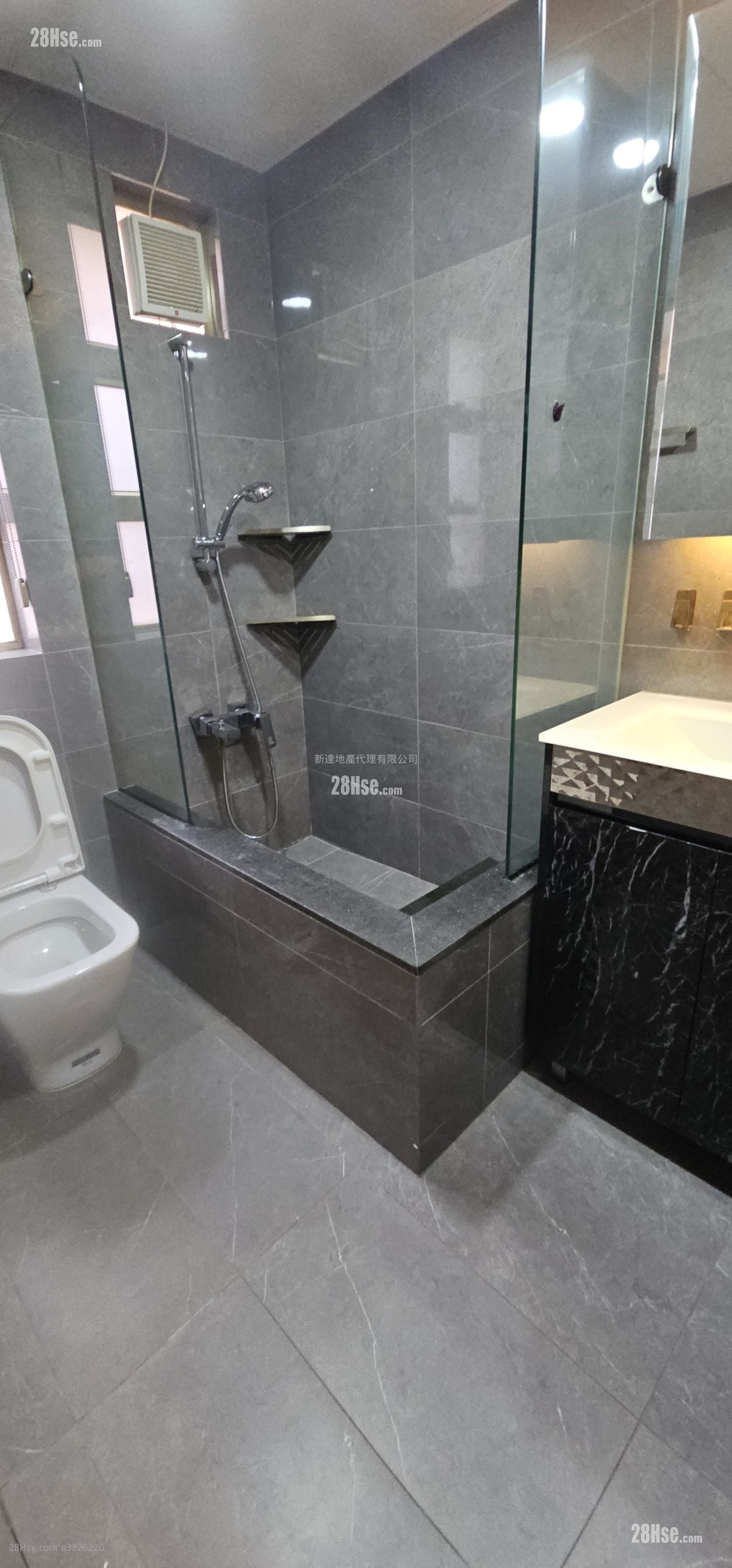 村屋 租盤 開放式間隔 , 1 浴室 1,400 平方呎