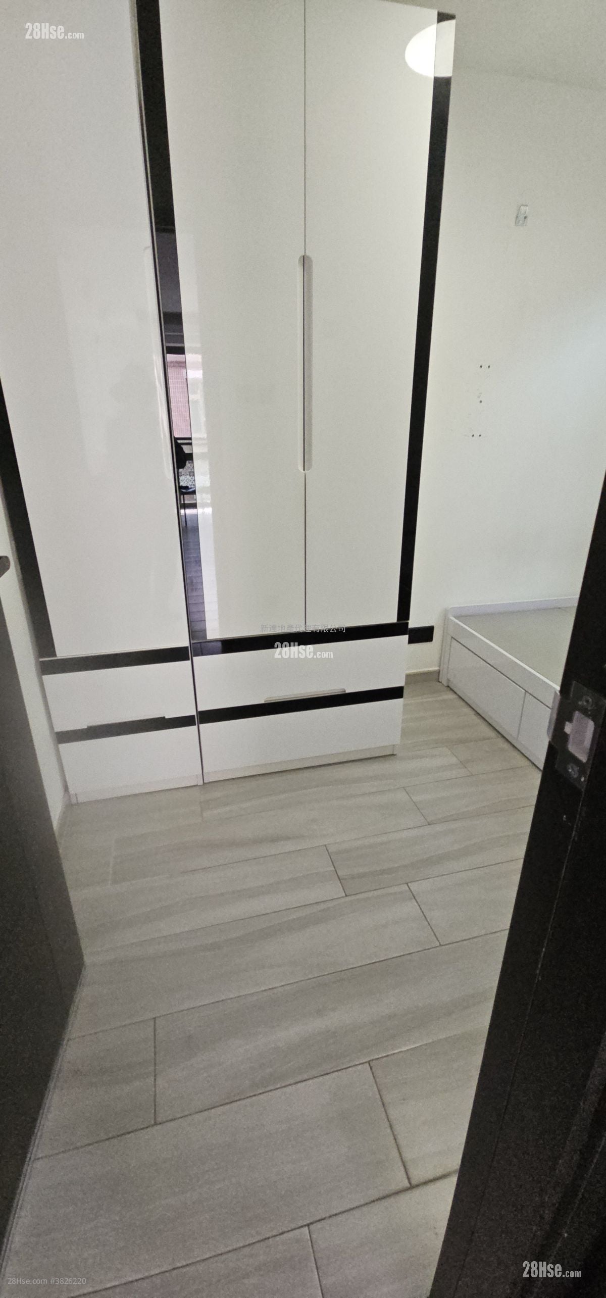 村屋 租盤 開放式間隔 , 1 浴室 1,400 平方呎