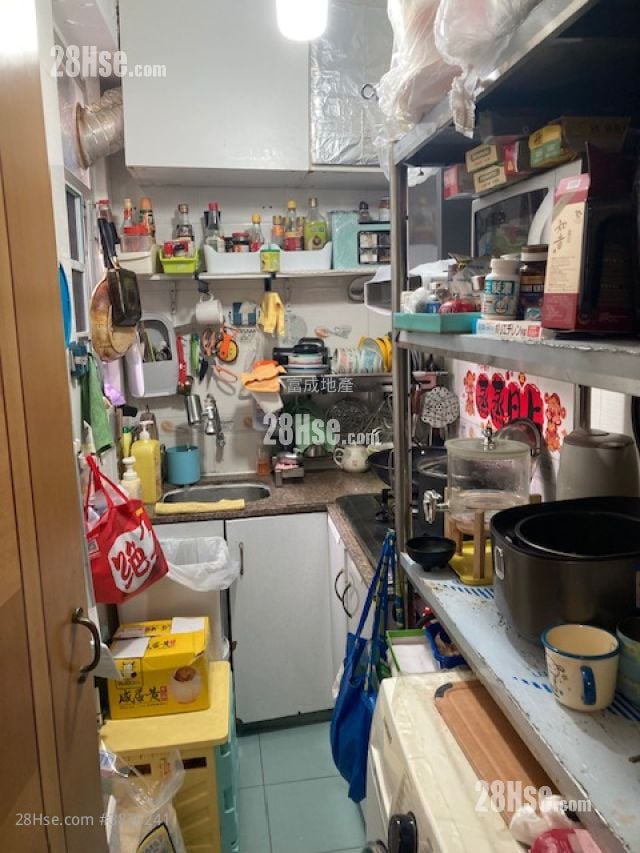 好顺景大厦 售盘 2 房 , 1 浴室 324 平方尺