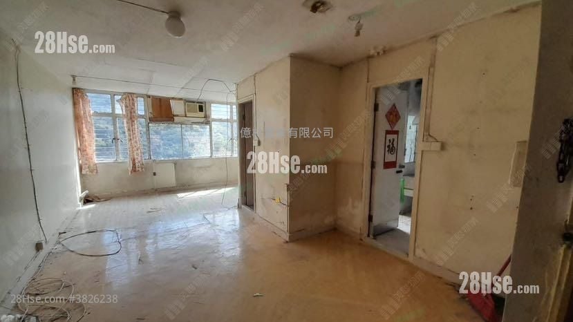 Hing Tin Estate Sell 2 Bedrooms , 1 Bathroom 381 ft²